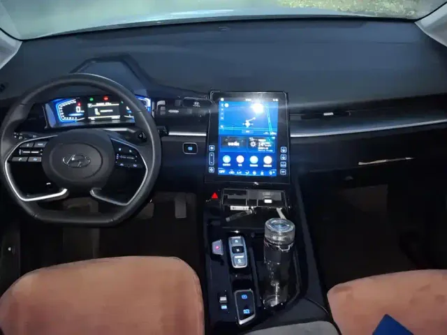 Hyundai Custo — Фото автомобиля 12