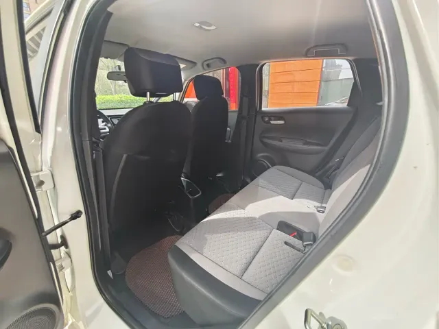 Honda Fit — Фото автомобиля 9