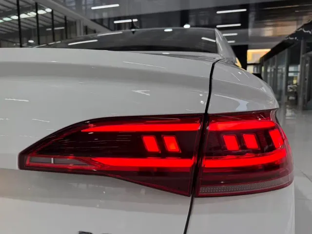 Volkswagen Bora — Фото автомобиля 10
