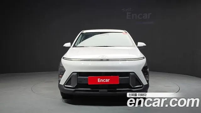 Hyundai Kona Kona (SX2) Бензин 1.6 турбо 2WD — Фото автомобиля 3