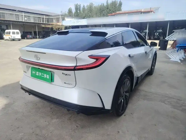 Toyota Toyota bZ5 2025 Model 550 PRO — Фото автомобиля 6