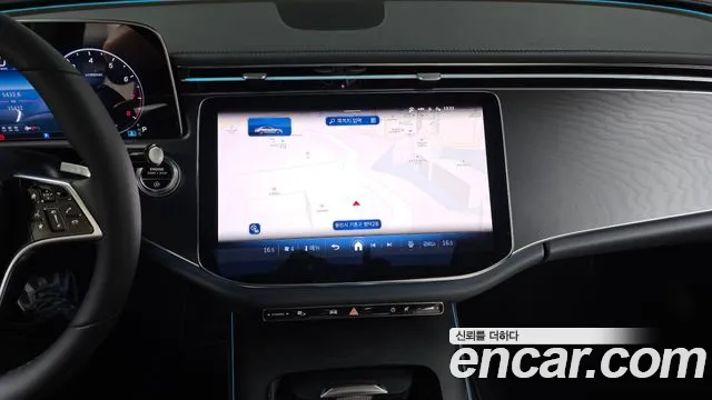 Mercedes-Benz E-Class — Фото автомобиля 13
