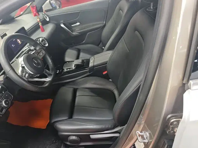 Mercedes-Benz A-Class — Фото автомобиля 14