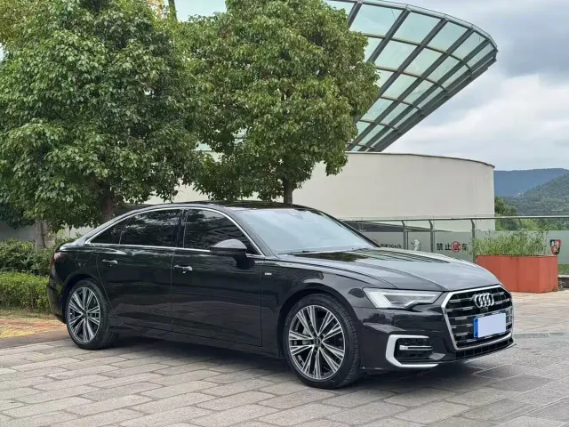 Audi A6L — Фото автомобиля 3