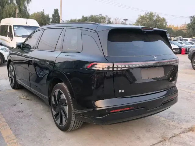 Dongfeng eπ 008 — Фото автомобиля 7