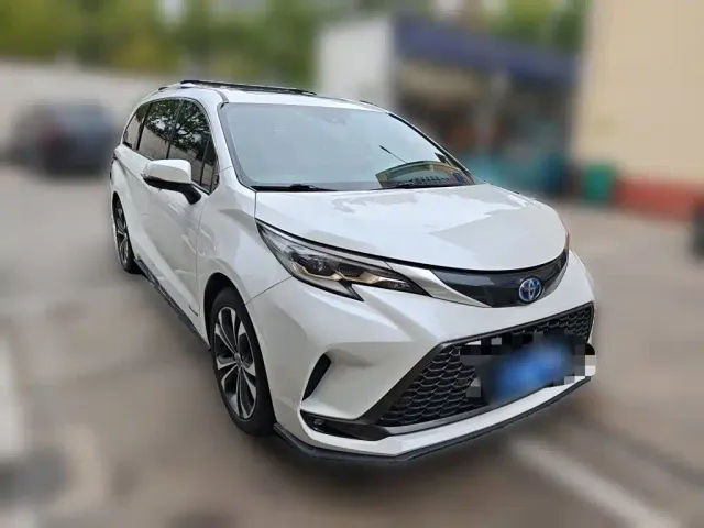 Toyota Granvia — Фото автомобиля 23