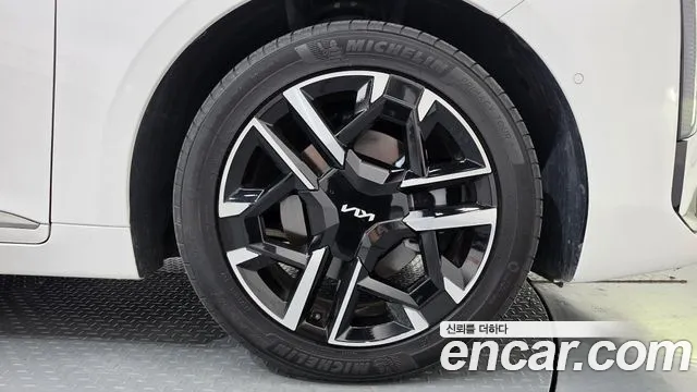 Kia K8 (New) Hybrid — Фото автомобиля 6
