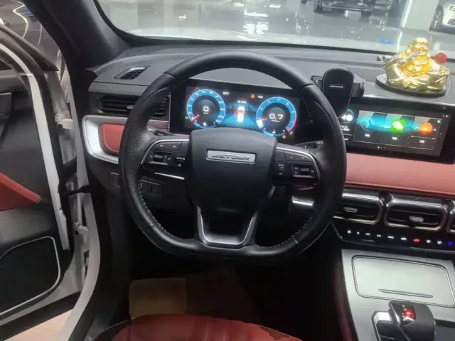 Jetour X70 Plus — Фото автомобиля 10