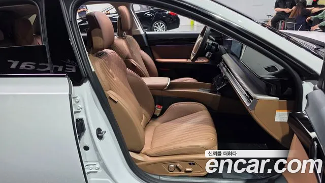 Hyundai Grandeur GN7 — Фото автомобиля 16