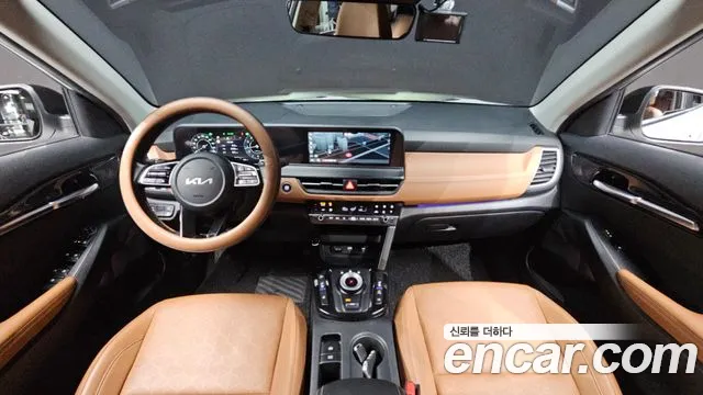 Kia Seltos New — Фото автомобиля 10