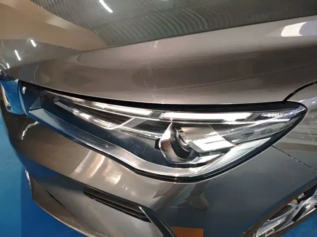 Geely Emgrand — Фото автомобиля 23