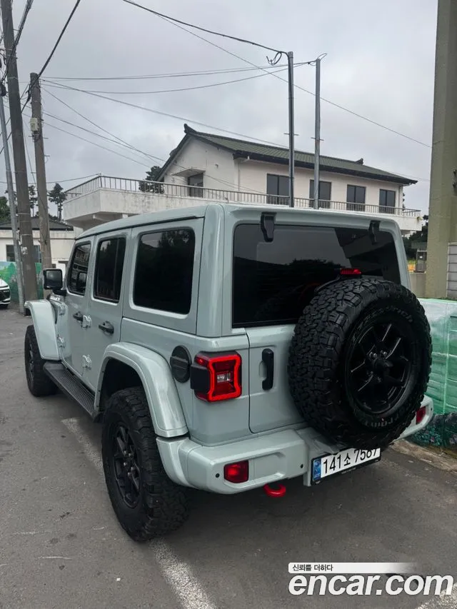 Jeep Wrangler JL — Фото автомобиля 6
