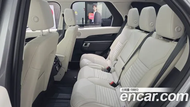Land Rover Discovery — Фото автомобиля 4
