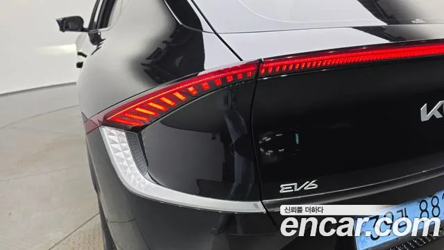 Kia EV6 Long Range — Фото автомобиля 3