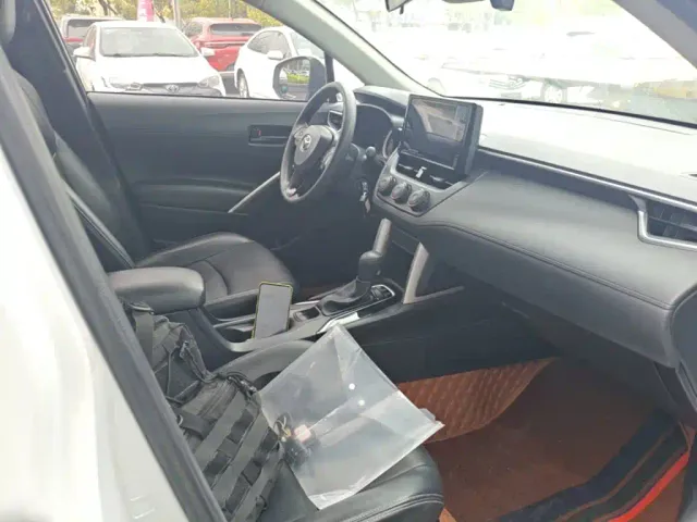 Toyota Corolla Cross — Фото автомобиля 24