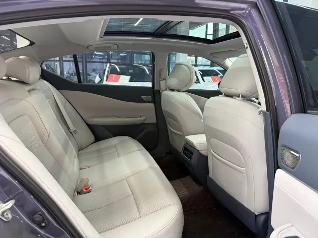 Nissan Teana — Фото автомобиля 10