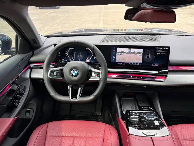 BMW 5 Series — Фото автомобиля 7