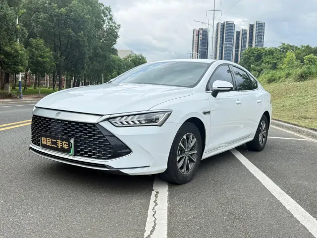 Фотография автомобиля — BYD Qin PLUS