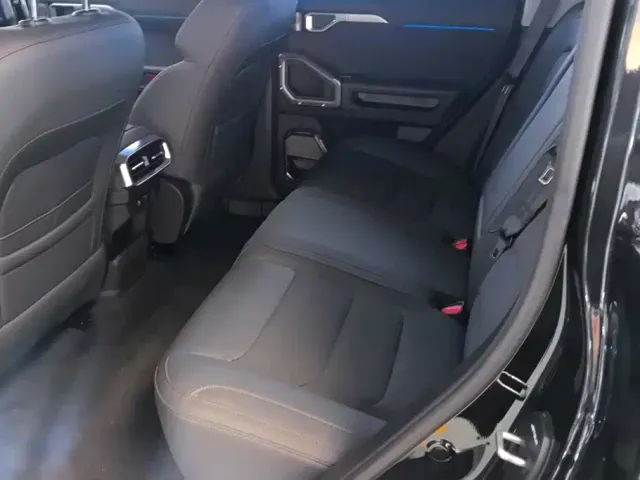 Jetour T2 — Фото автомобиля 11
