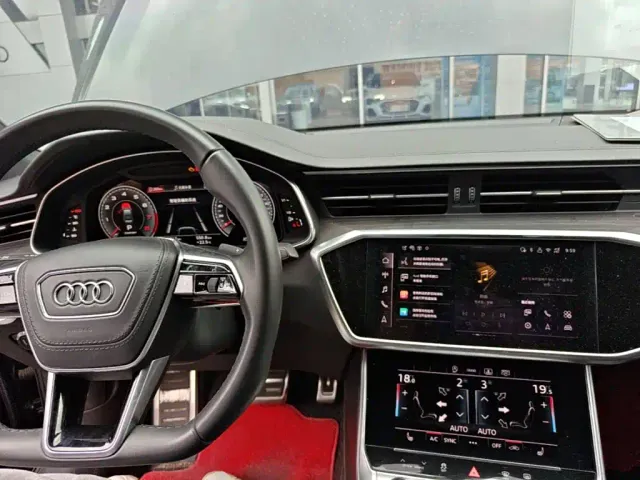 Audi A6L — Фото автомобиля 9