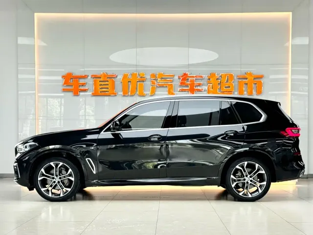BMW X5 — Фото автомобиля 4