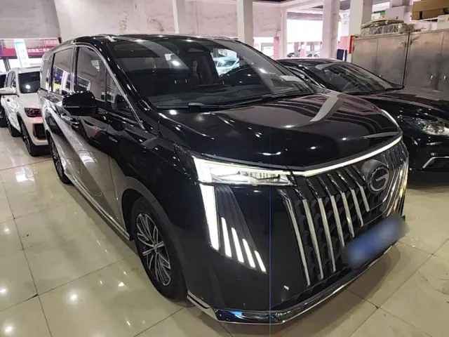GAC Trumpchi M8 — Фото автомобиля 3