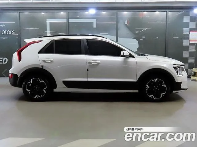 Kia Niro New — Фото автомобиля 3