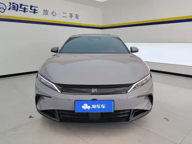 BYD Han 2025 DM-i Smart Drive Edition 125KM Premium — Фото автомобиля 2