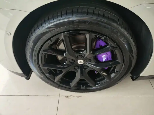 Xiaomi SU7 — Фото автомобиля 22