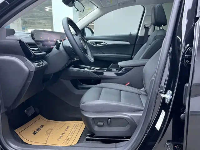 Buick Envision S — Фото автомобиля 17