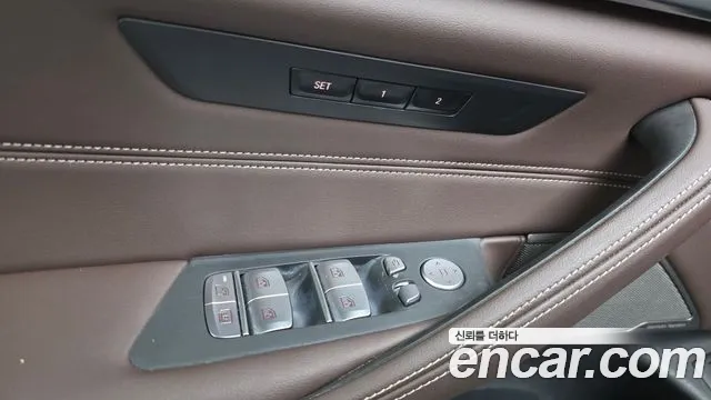 BMW 5 Series G30 — Фото автомобиля 28