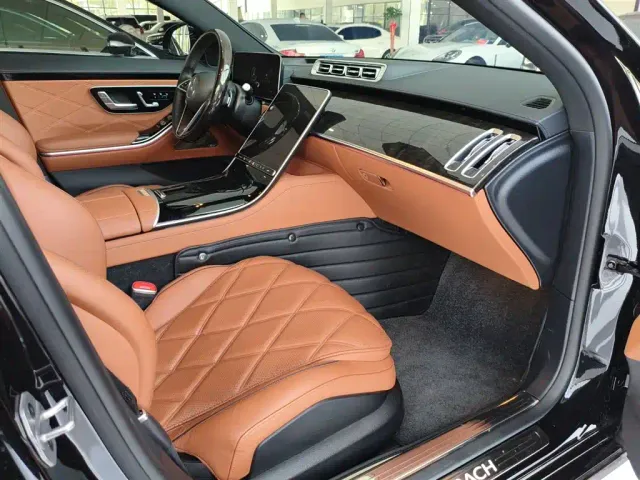 Mercedes-Benz Maybach S-Class — Фото автомобиля 12