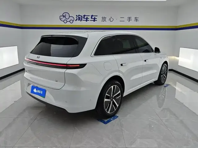 Li Auto L6 — Фото автомобиля 3