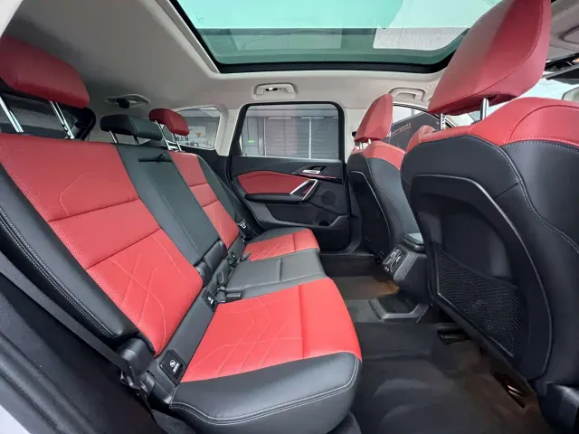 BMW X1 — Фото автомобиля 11