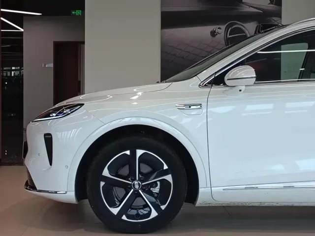 Shangjie SUV — Фото автомобиля 4