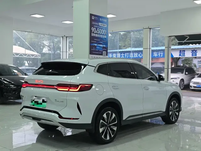 BYD Song PLUS — Фото автомобиля 13