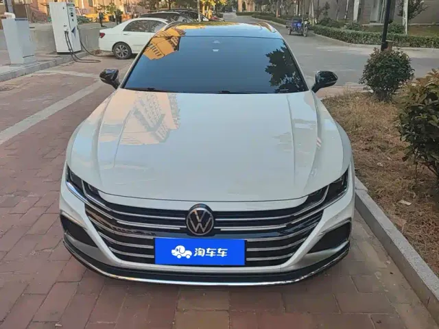 Volkswagen CC — Фото автомобиля 2