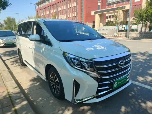 GAC Trumpchi M8 — Фото автомобиля 3