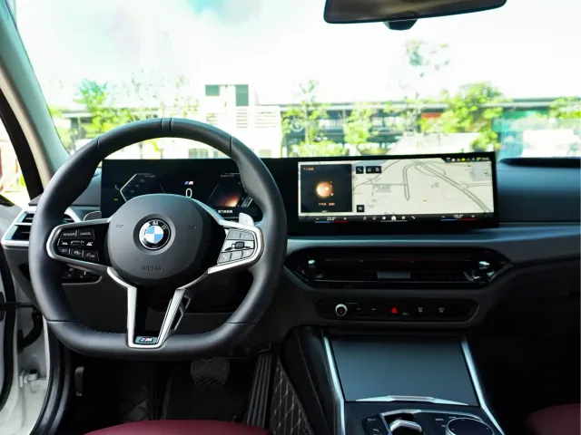 BMW 3 Series — Фото автомобиля 24