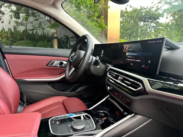 BMW i3 — Фото автомобиля 11
