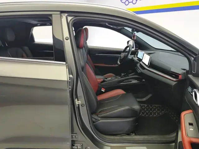 Geely Binyue — Фото автомобиля 8