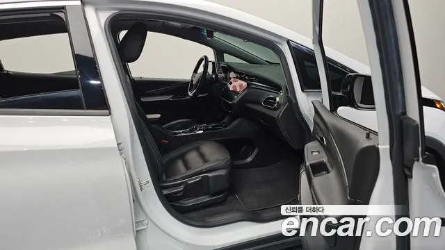 Chevrolet Bolt EV New — Фото автомобиля 16