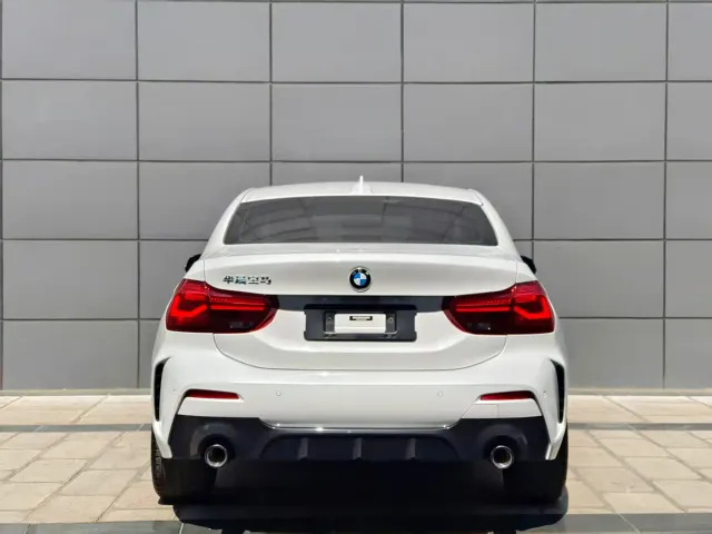 BMW 1 Series — Фото автомобиля 5