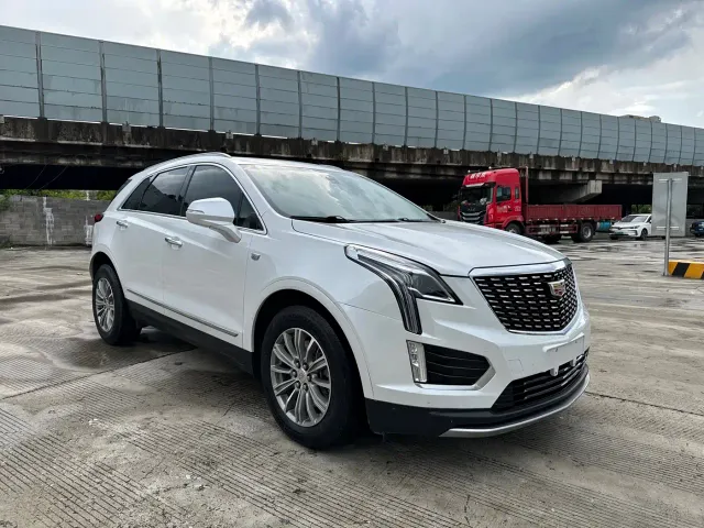 Cadillac XT5 — Фото автомобиля 3