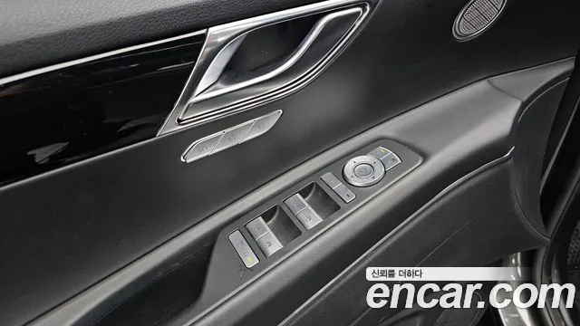 Genesis GV80 3.5T Бензин AWD — Фото автомобиля 30