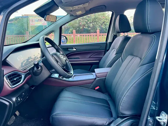 GAC Trumpchi M6 — Фото автомобиля 4