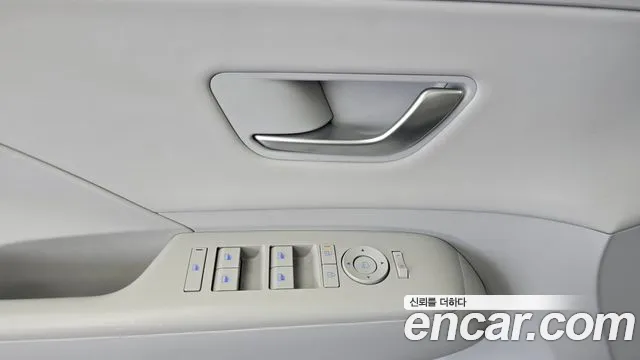 Hyundai Kona Kona (SX2) Бензин 1.6 турбо 2WD — Фото автомобиля 27