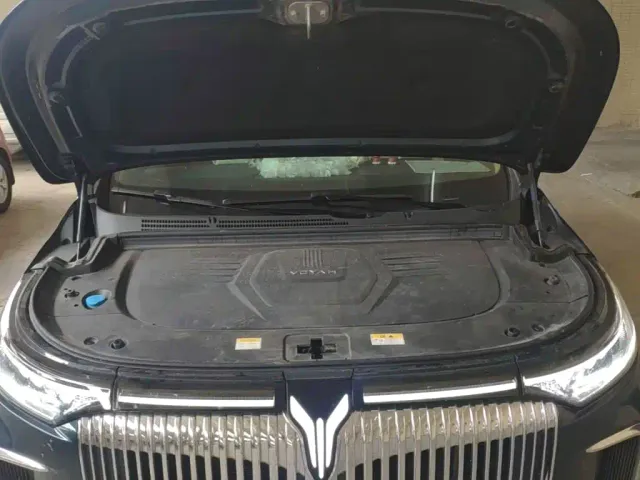 Voyah Auto Voyah Dreamer 2025 PHEV AWD Excellent Kunpeng Edition — Фото автомобиля 19