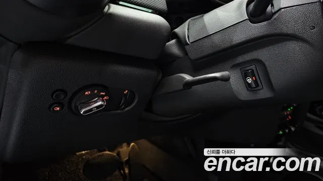 Mini Cooper — Фото автомобиля 30