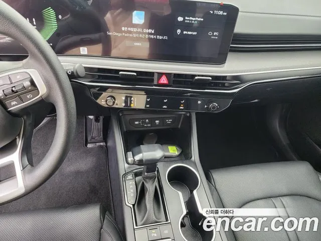 Kia K5 Новый K5 3 поколение 2.0 LPi(Для проката) — Фото автомобиля 9